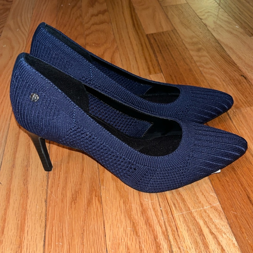 Elegant Navy Heels